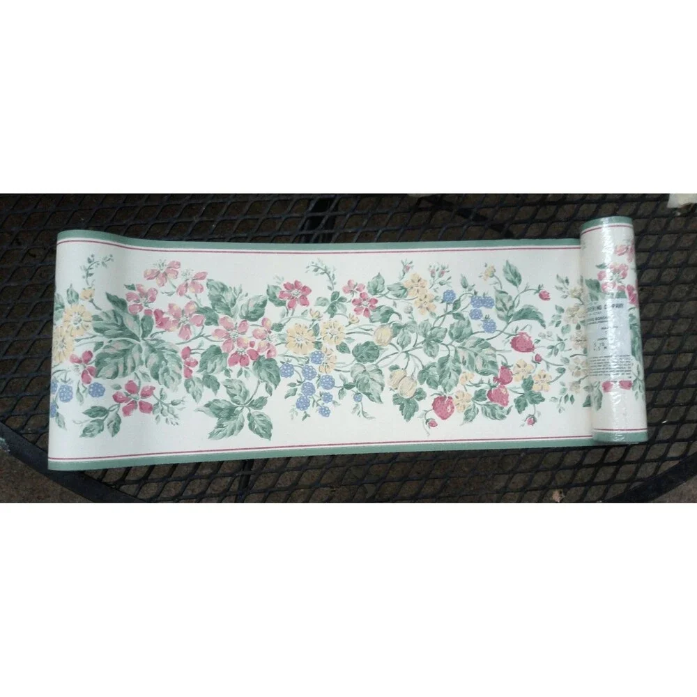 Brewster Wallpaper Border Floral Strawberries Blackberries IW17715 6.8" x 5yd - Picture 6 of 7